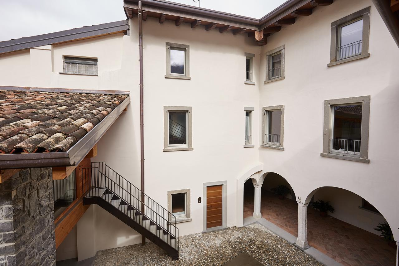 לינה וארוחת בוקר Monasterolo del Castello Palazzo Eleonora מראה חיצוני תמונה